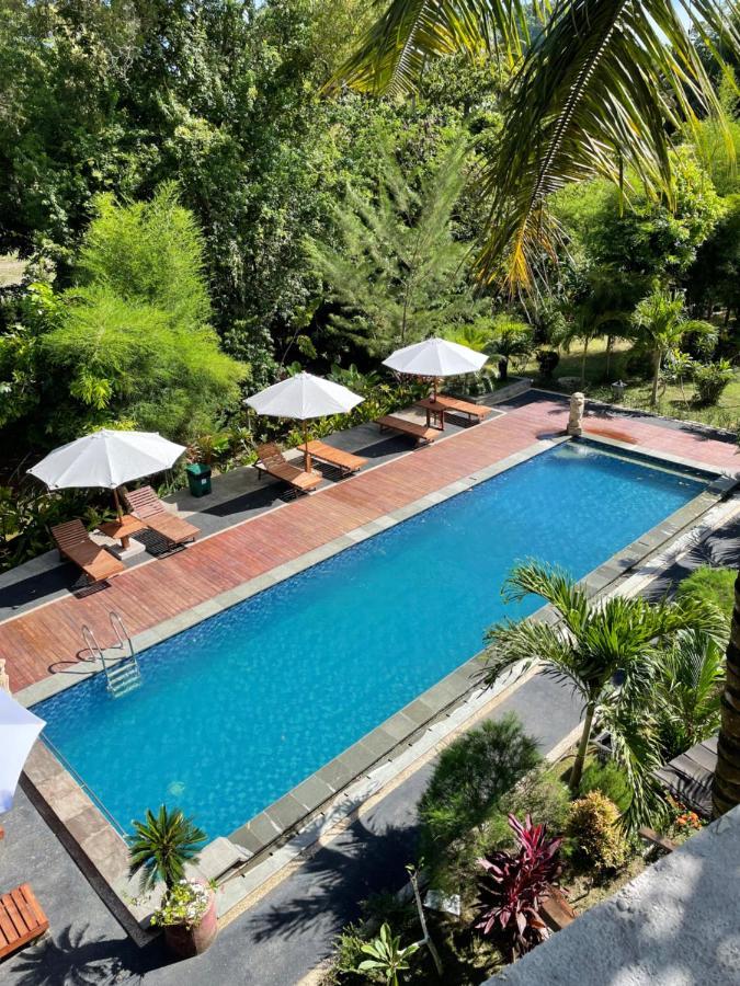 Red Island Villas Banyuwangi  Exterior foto