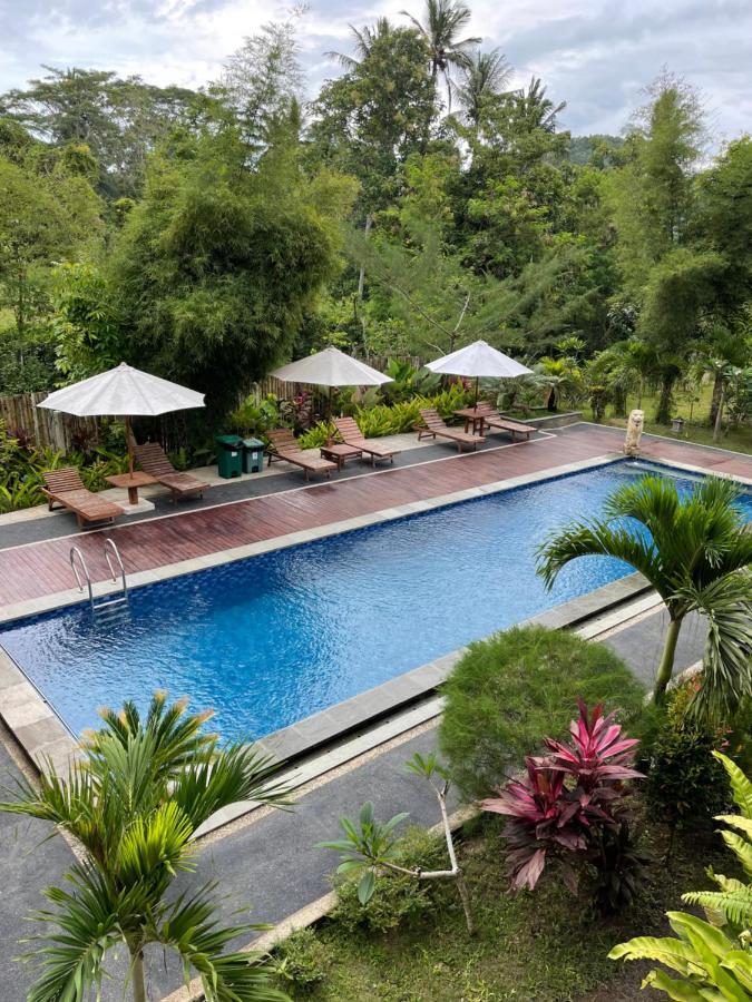 Red Island Villas Banyuwangi  Exterior foto