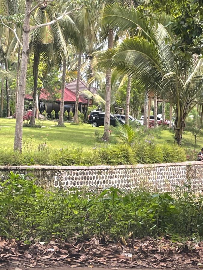 Red Island Villas Banyuwangi  Exterior foto