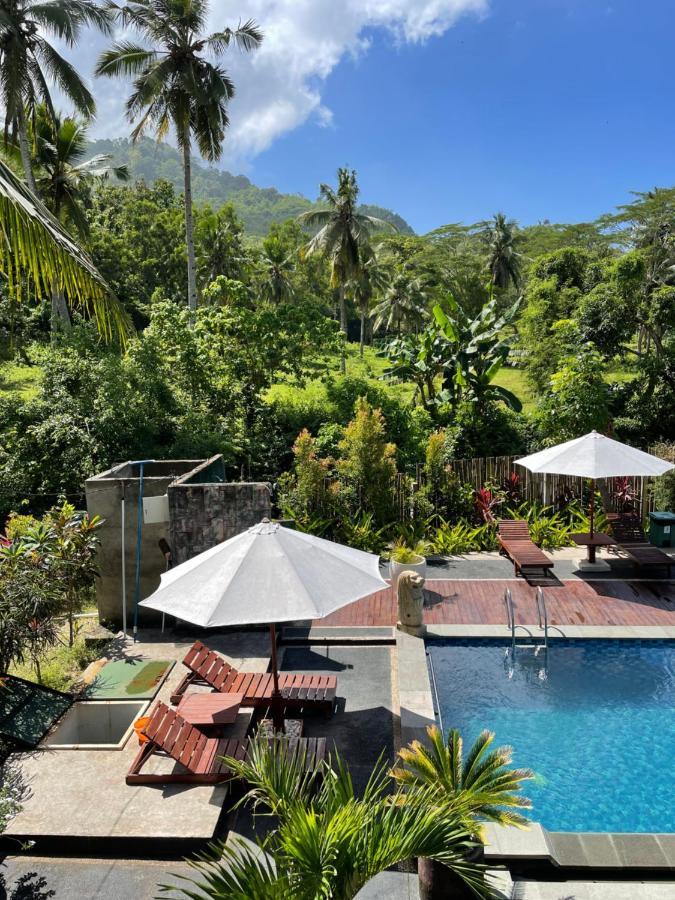 Red Island Villas Banyuwangi  Exterior foto